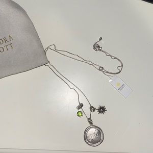 Kendra Scott necklace
